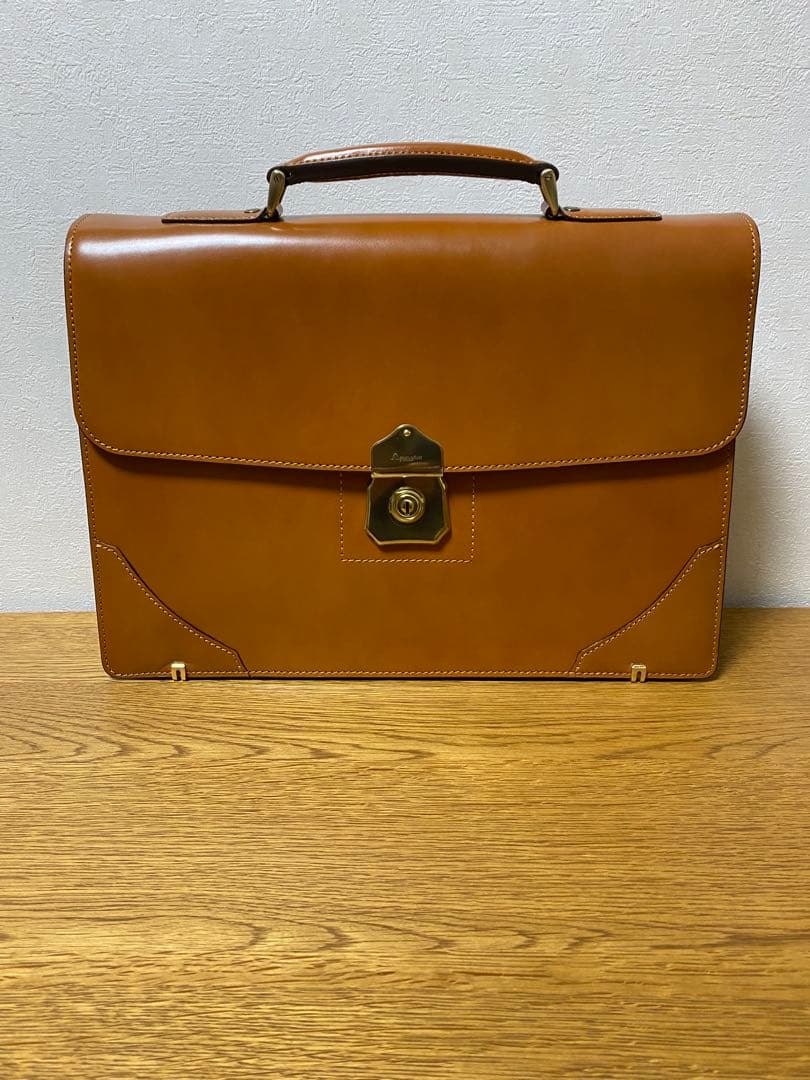 Aquascutum アクアスキュータム　ビジネスバック /ブリーフケース