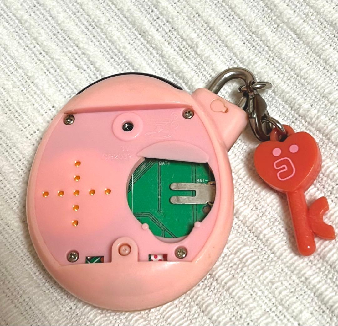 たまごっち いぇー!ふぁみりーイロイロ!(ふぁみたま) ピンク 本体