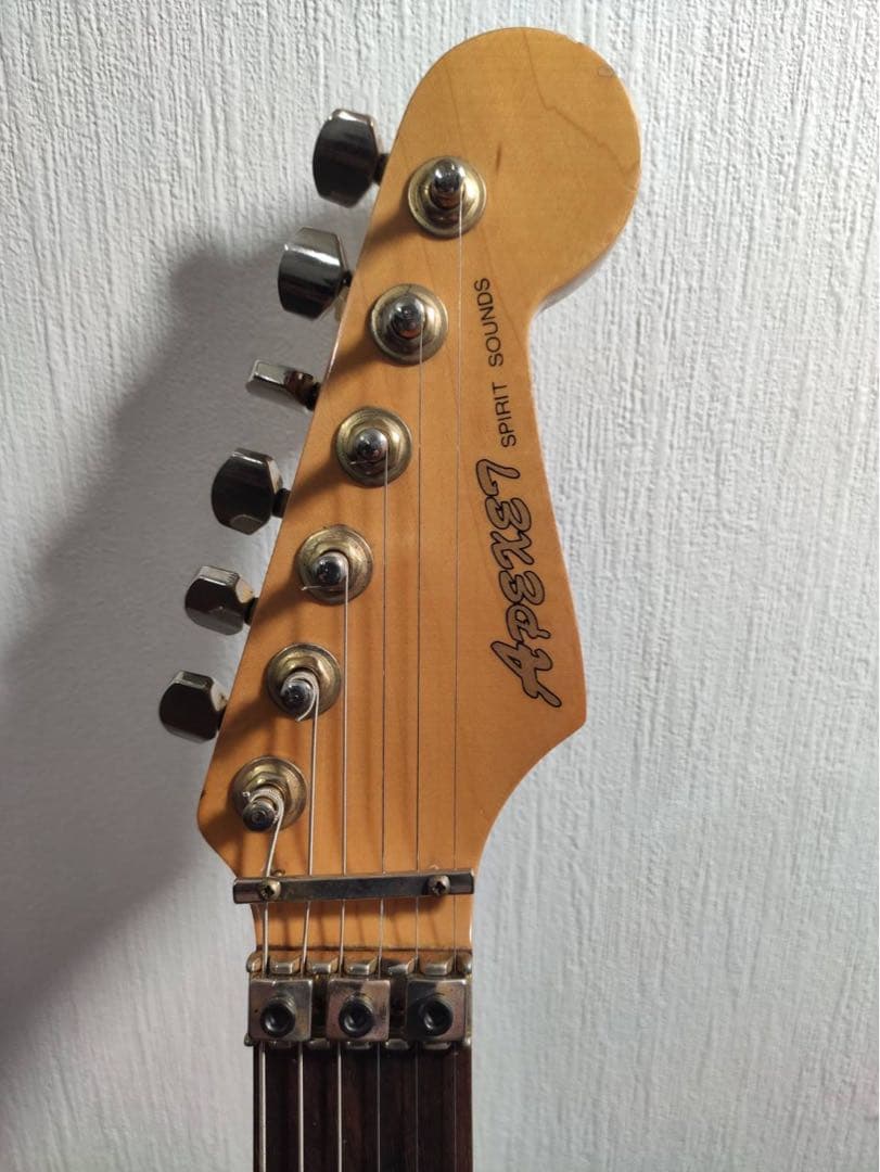 レッド エレキギター シングルコイル