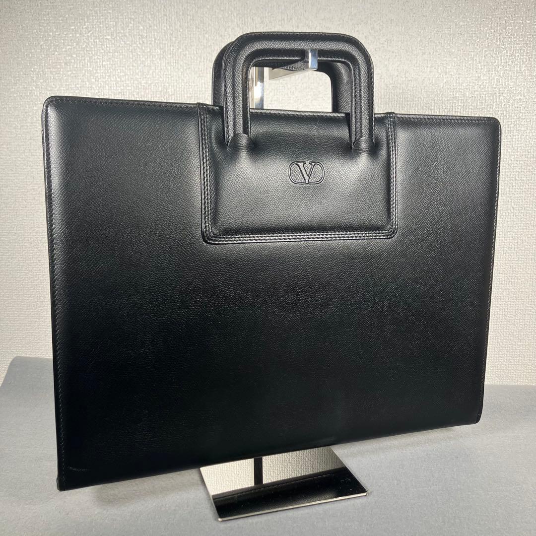 【極美品】VALENTINO GARAVANI ビジネスバッグ ブラック