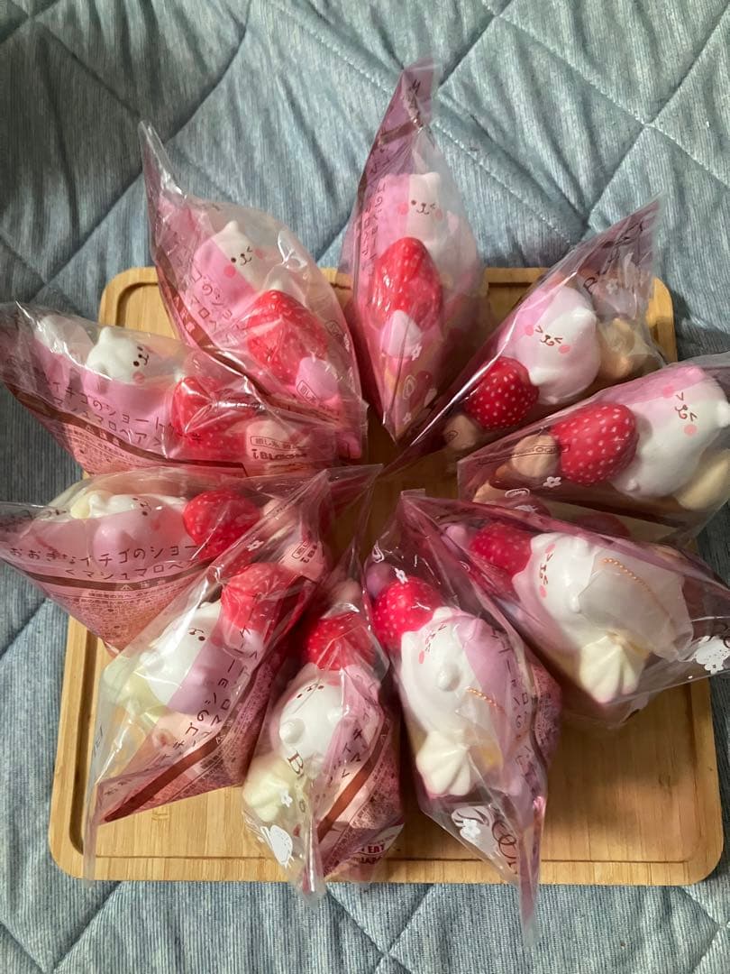 ブルーム 大きなイチゴのショートケーキ