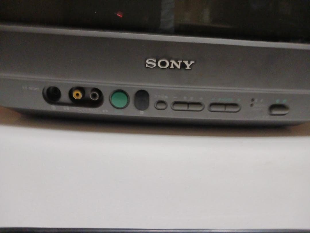 SONY トリニトロン　KV-16GW1　16インチワイドテレビ