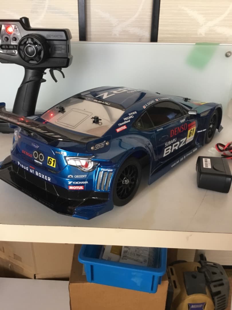タミヤBRZラジコンカー