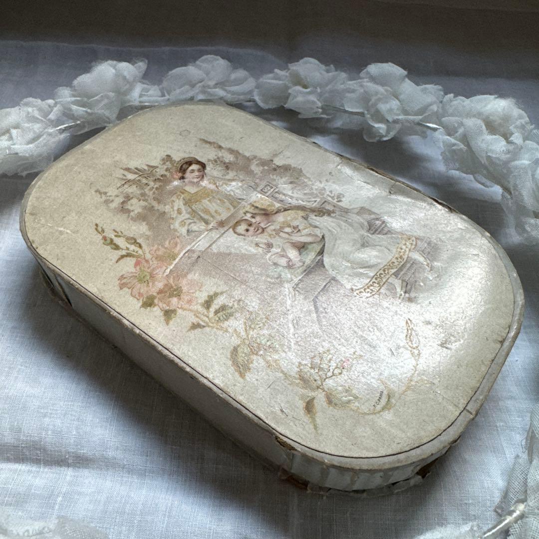 フランスアンティーク　ドラジェボックス　紙箱　菓子箱