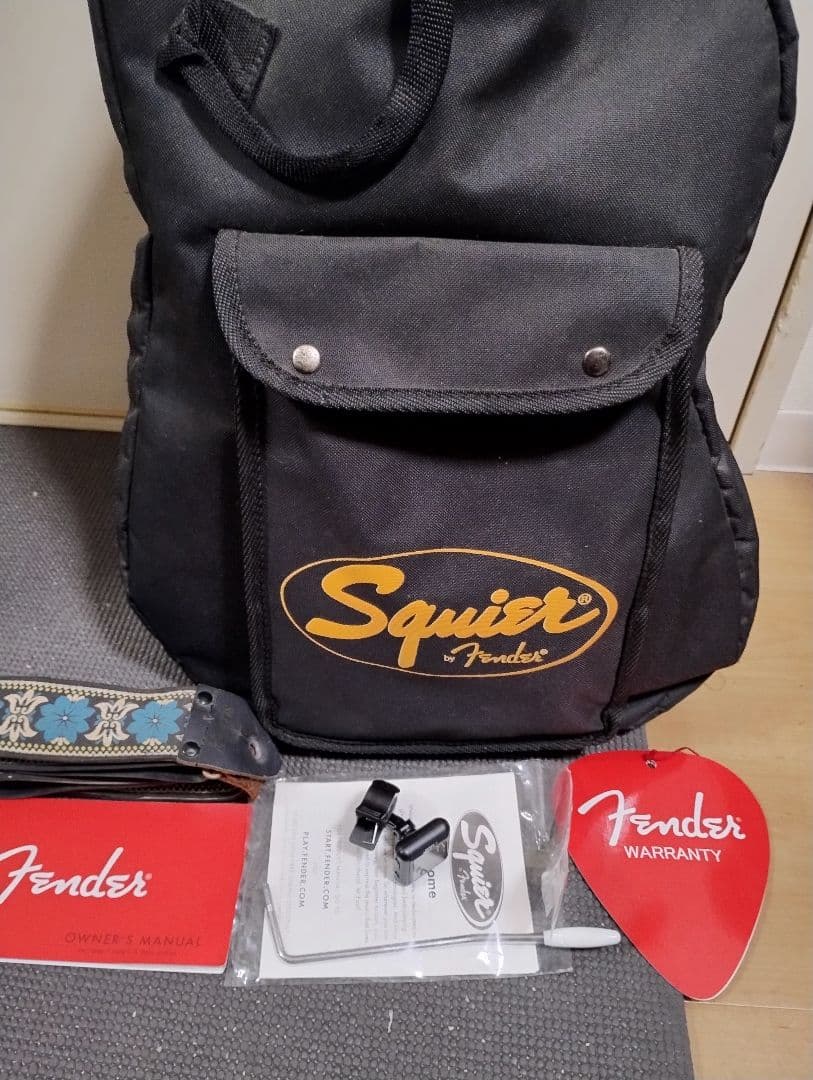 Squier by Fenderストラト/貼りメイプルラージヘッド/極美品