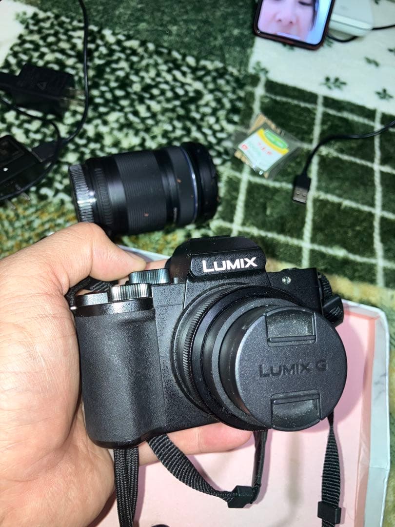 ビデオカメラ Lumix G100