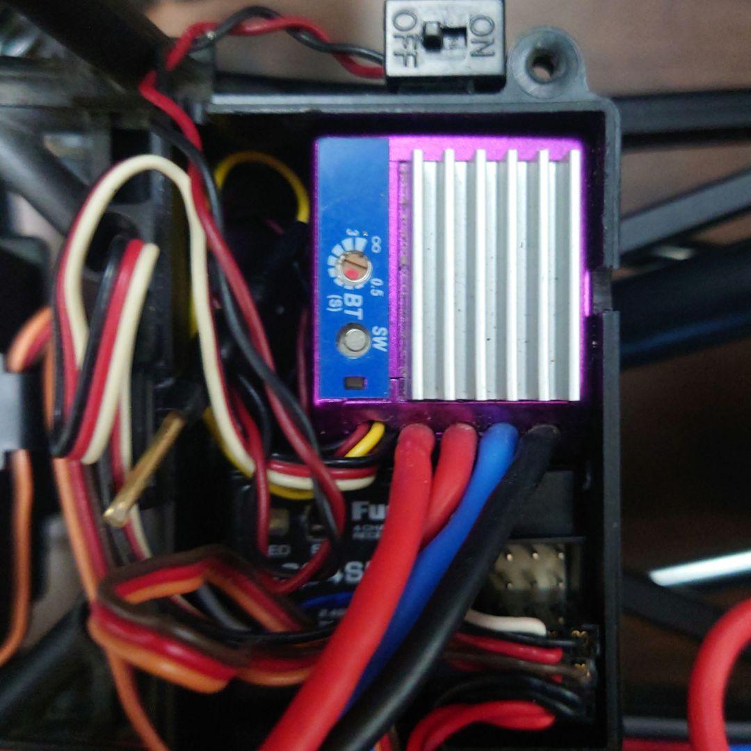 ホビーラジコン AXIAL SCX10 2012 JEEP WRANGLER