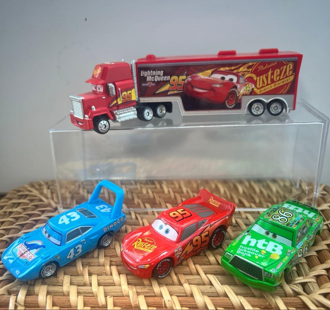 カーズ　トミカ&ミニカー　19個セット