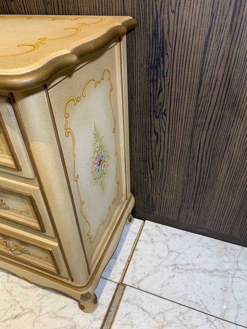 ☆送料無料☆ アンティーク　キャビネット