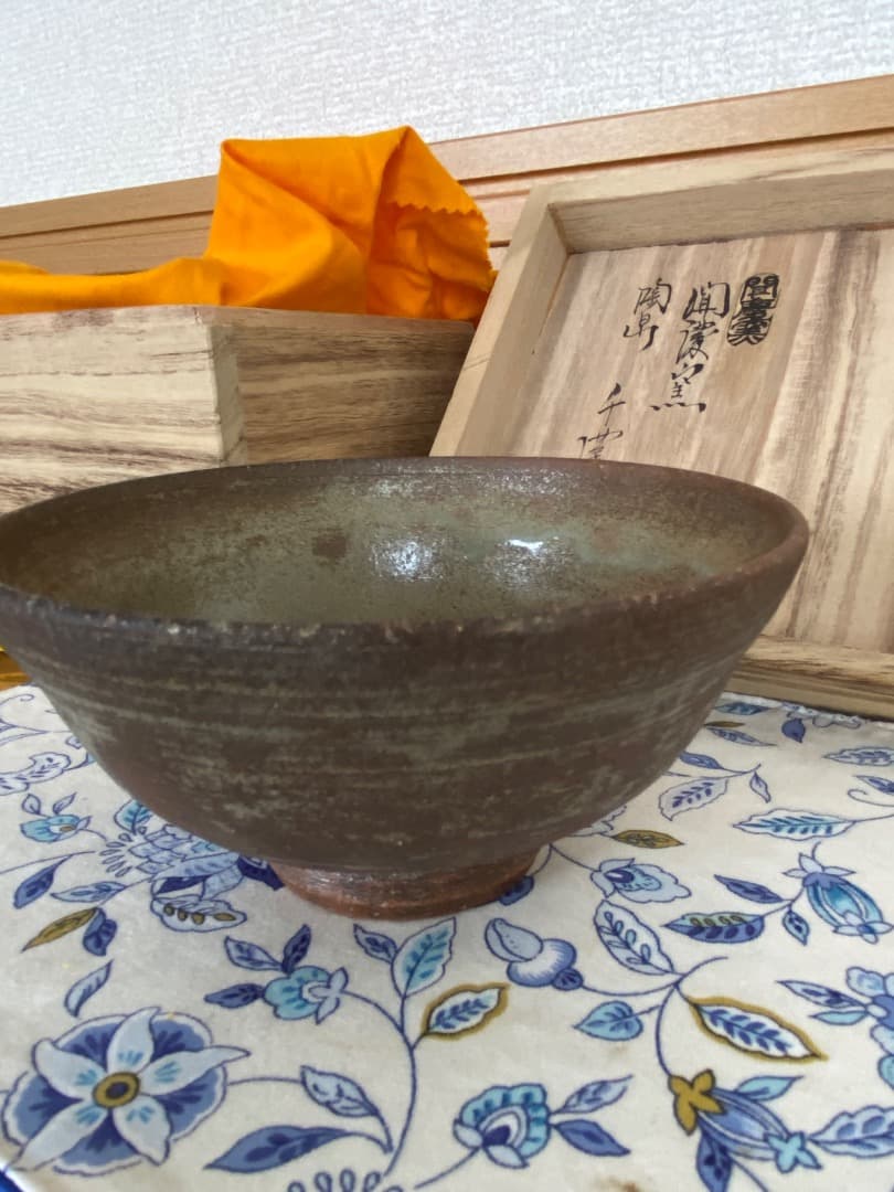 ¥50,000からお値下げ　 聞慶窯　千漢鳳作（人間国宝）　斗々屋茶碗