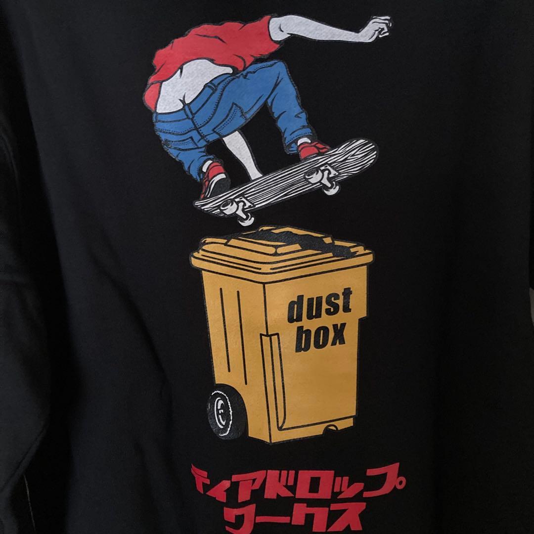 dustbox パーカーL　未使用　スケーター　ダスト