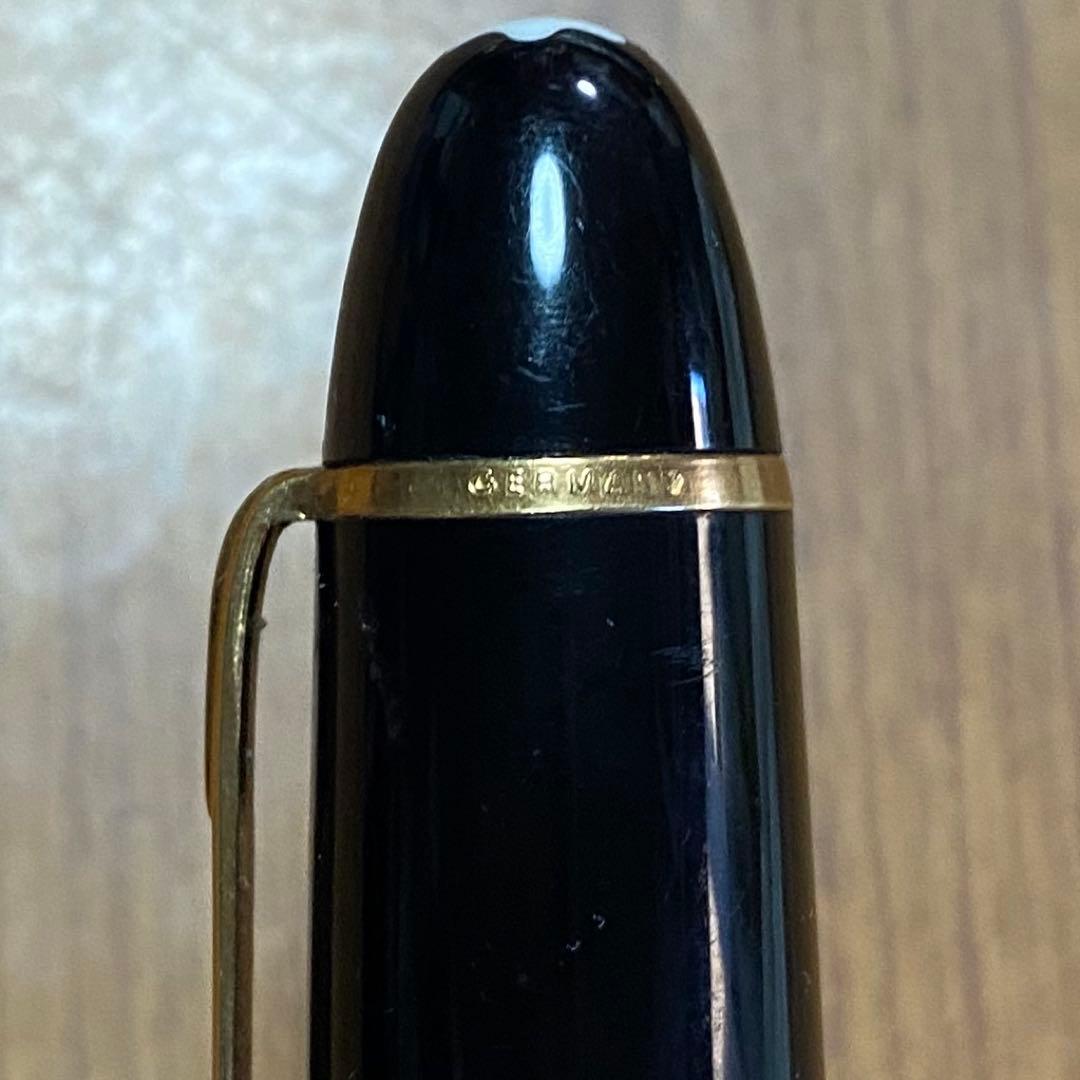 モンブラン　MONTBLANC 黒万年筆 金メッキペン先　No.149