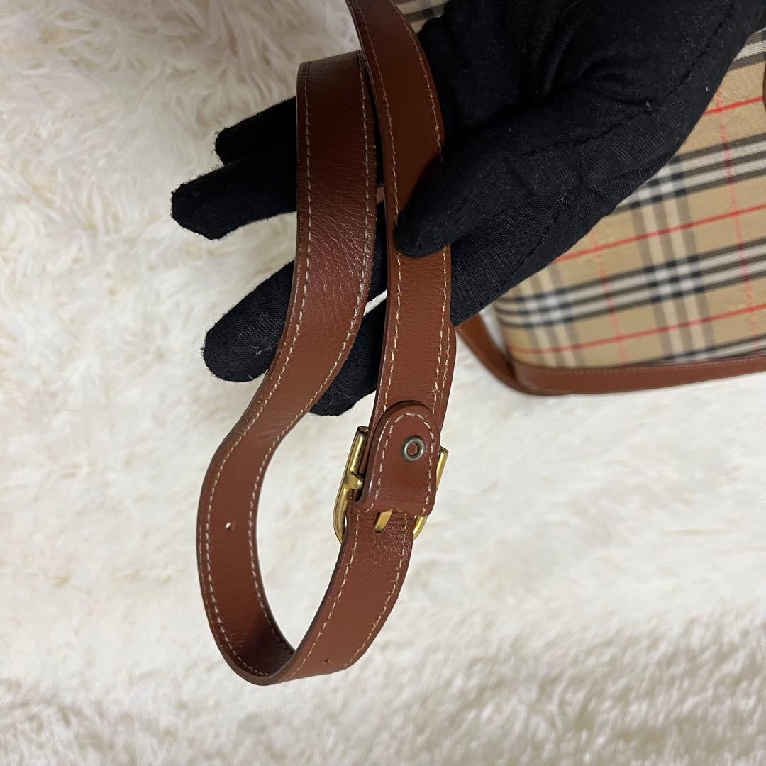 Burberry ノバチェック ブラウンレザー ショルダーバッグ