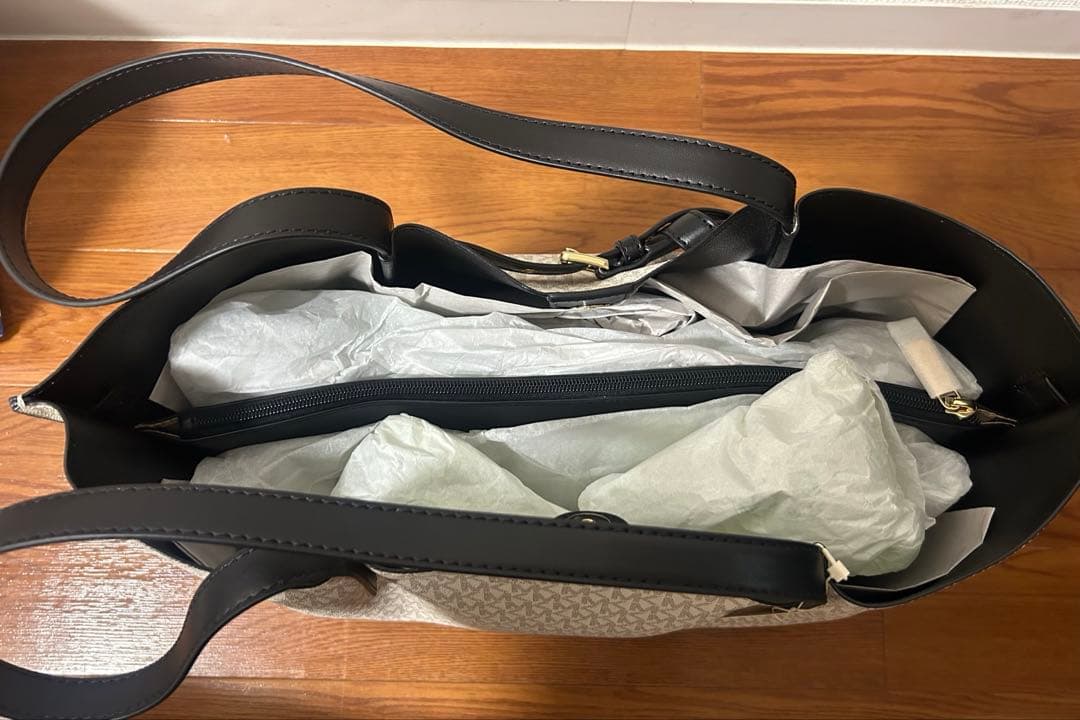 MICHAEL KORS トートバッグ(いいねよりコメント)