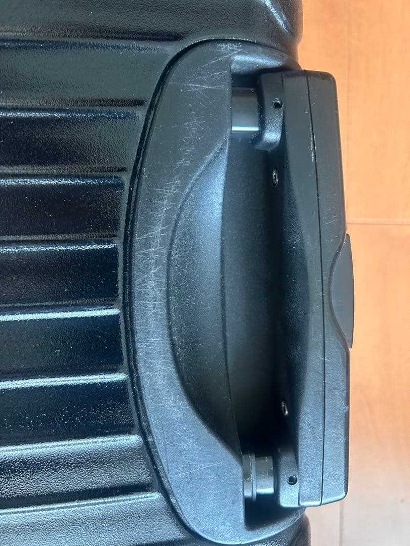 な*ん様 リモワ スーツケース 機内持込可能