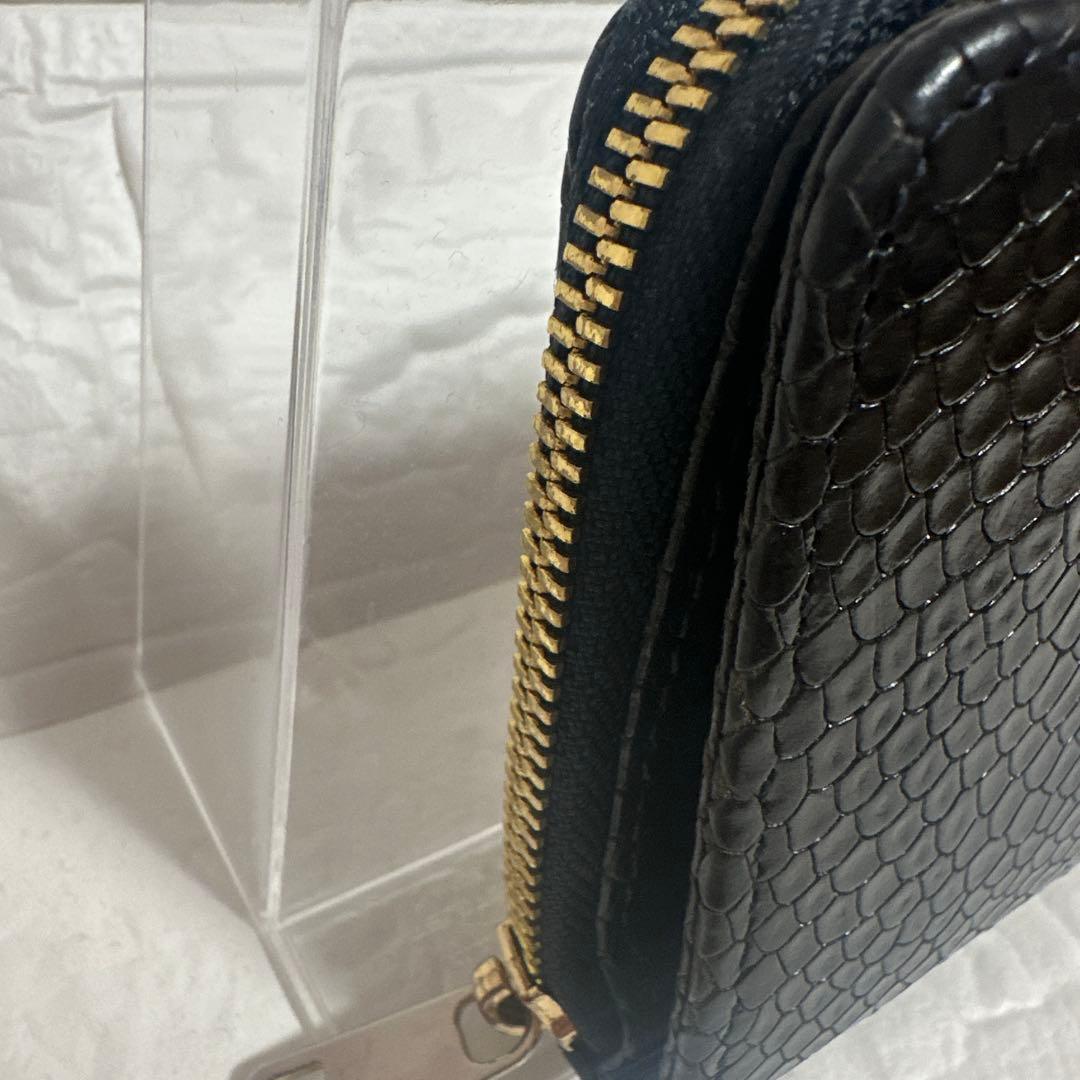 A.P.C. ブラック レザー 二つ折り財布