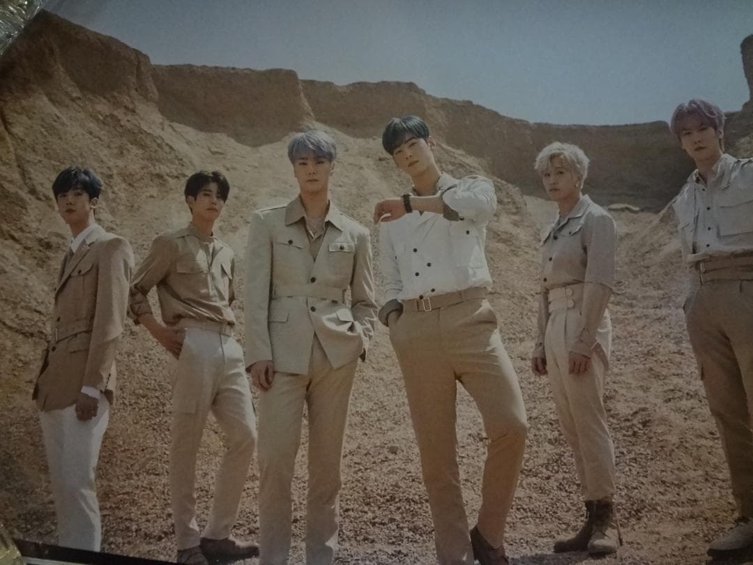 K-POP　　入手困難非売品ポスターまとめて１００本セット