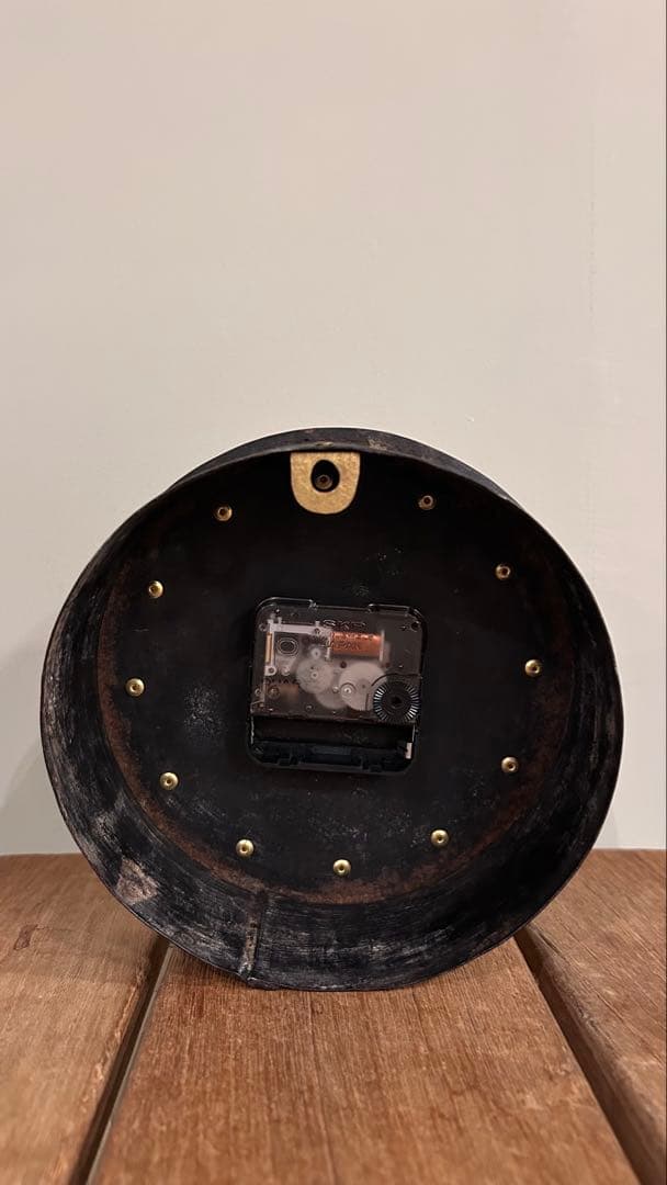 マスミツケンタロウさんの壁掛け時計