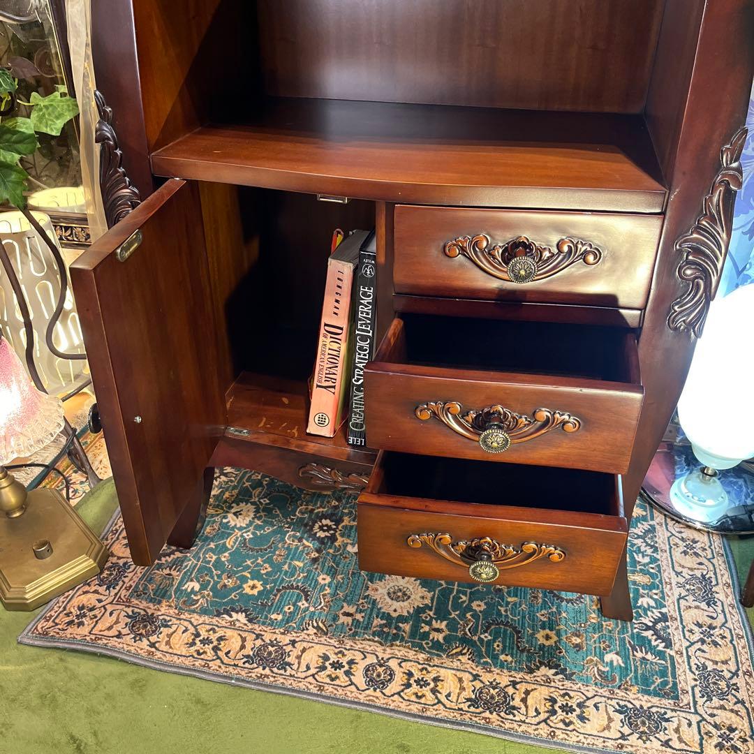 レザートップ　猫脚　アクセントホールキャビネット