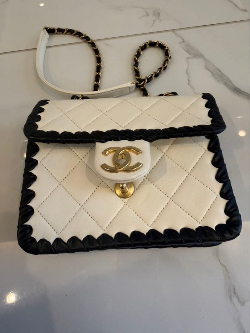 本日限定sale CHANEL チェーンバッグ