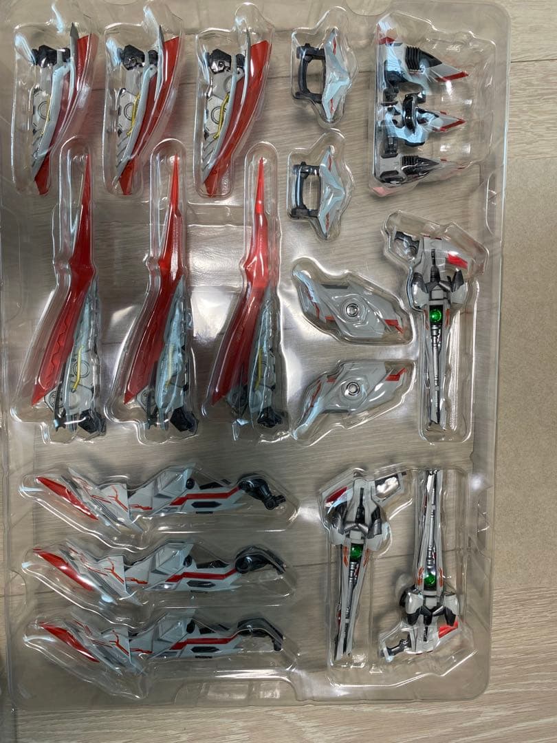 メタルビルド　ガンダムアストレイ　レッドドラゴニクス