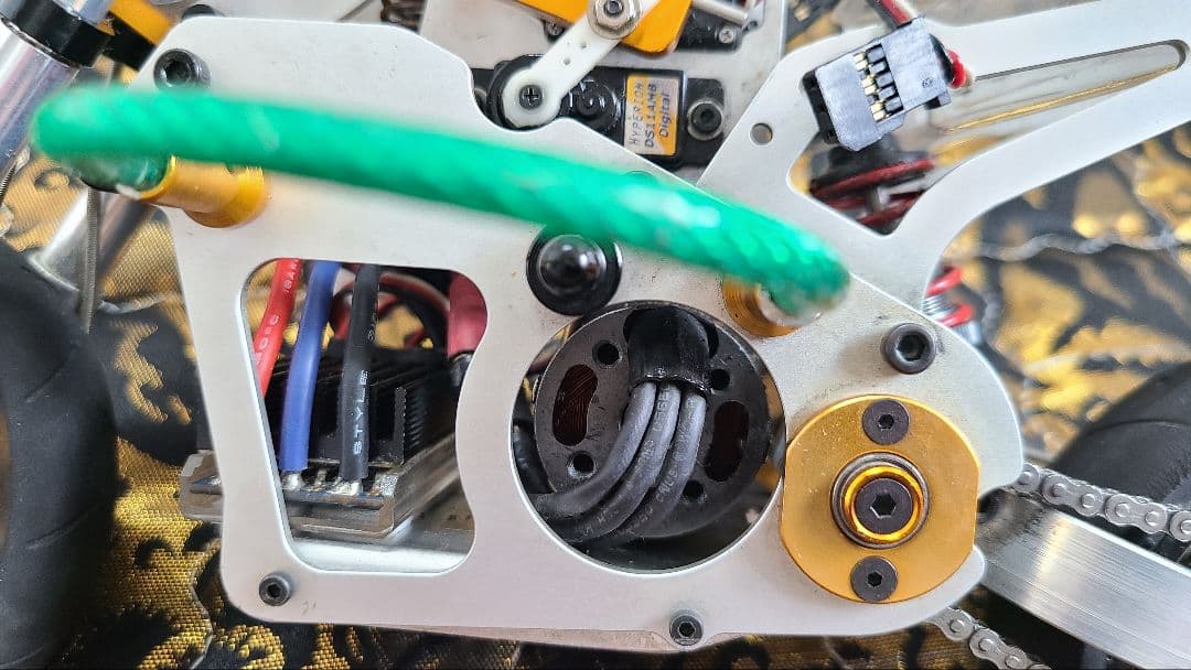 希少品 1/8 レーシング バイク(ハングオンレーザー、サンダータイガー)