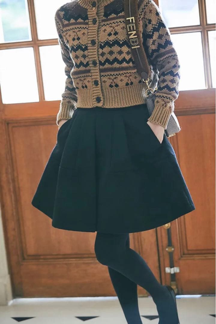 【164】美品！seventenセブンテン☆ハイウエストフレアキュロット(黒)