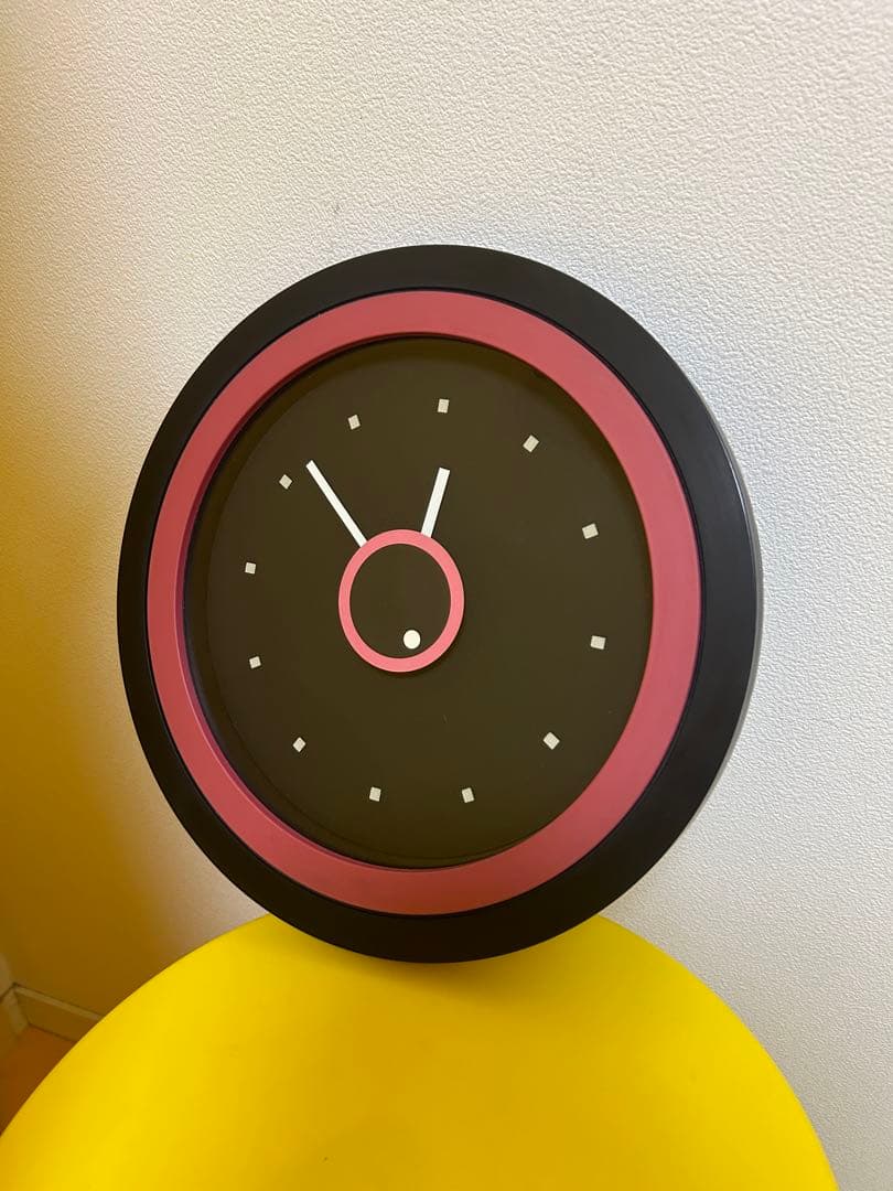 スペースエイジ　ポストモダン　壁掛け時計　ミッドセンチュリー　ウォールクロック