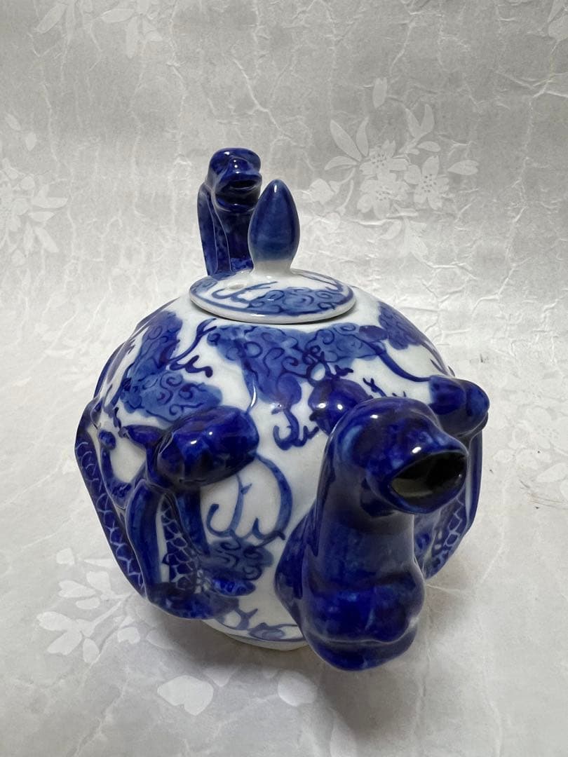 乾隆年製 青雲龍 急須 ■時代旧蔵■時代物・古陶瓷旧家買出品高さ130mm