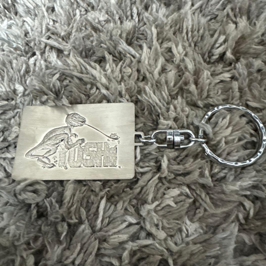 激レア スーパーマリオブラザーズ メタルキーホルダー