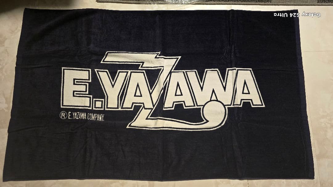 E.YAZAWA COMPANYロゴ タオル 黒地/白ロゴ 未使用