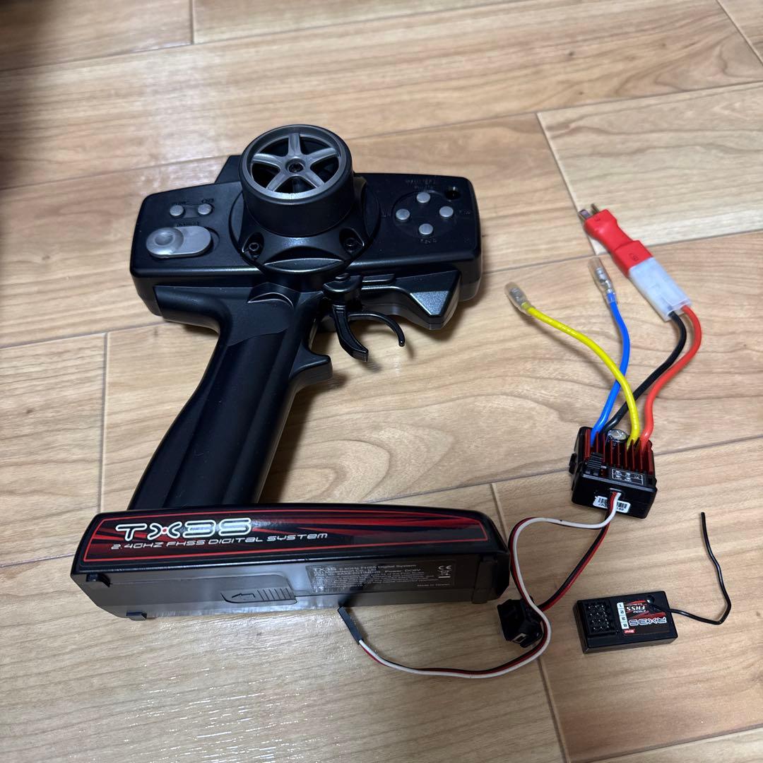 TX-36 ラジコン送信機、アンプセット、サーボプレゼント