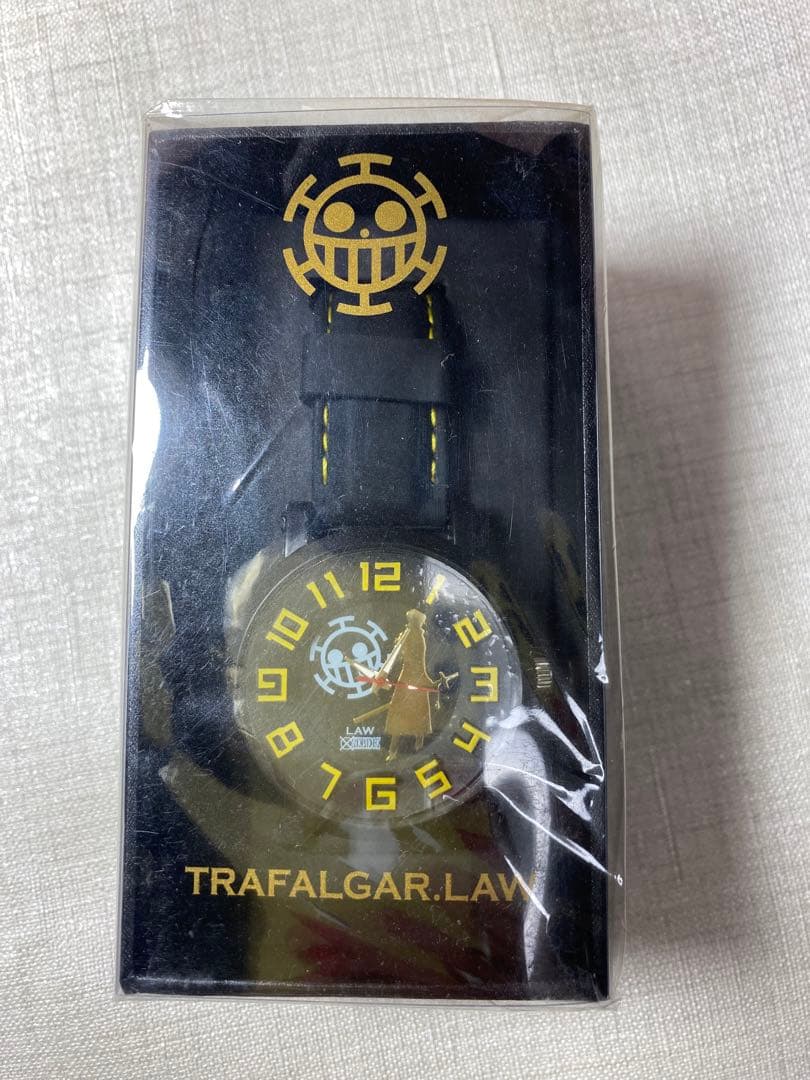 ❤️ワンピース❤️エッチングメタルラバーウォッチ　ルフィー・ロー・ゾロ・エース腕時計