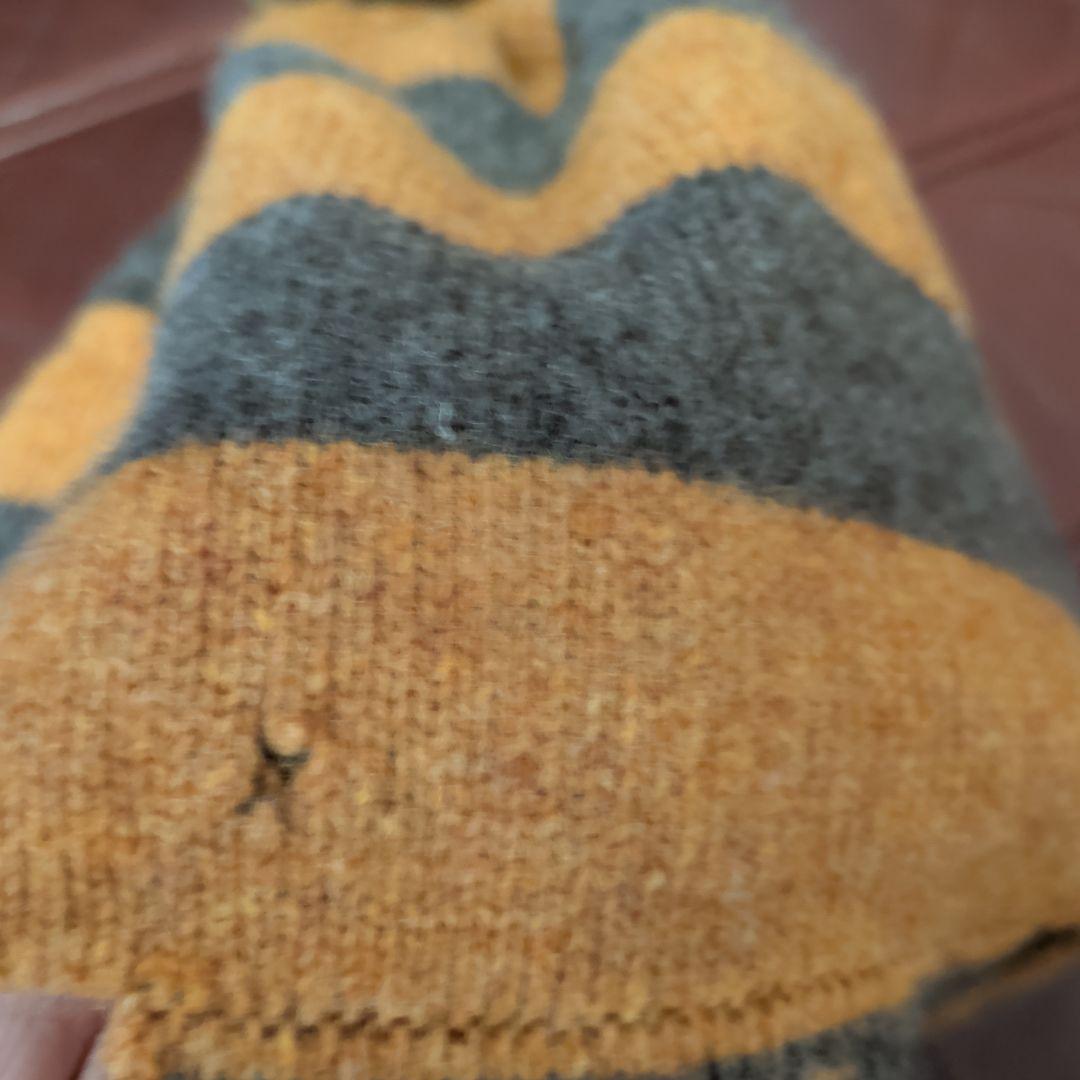 ウール製耳あて付きニット帽・オレンジとグレー　vivienne westwood