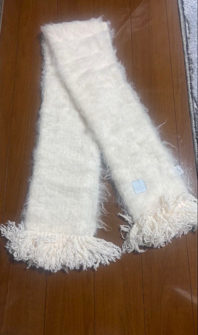 (お値下げ中) THE TOÉ ホワイトフリンジマフラー