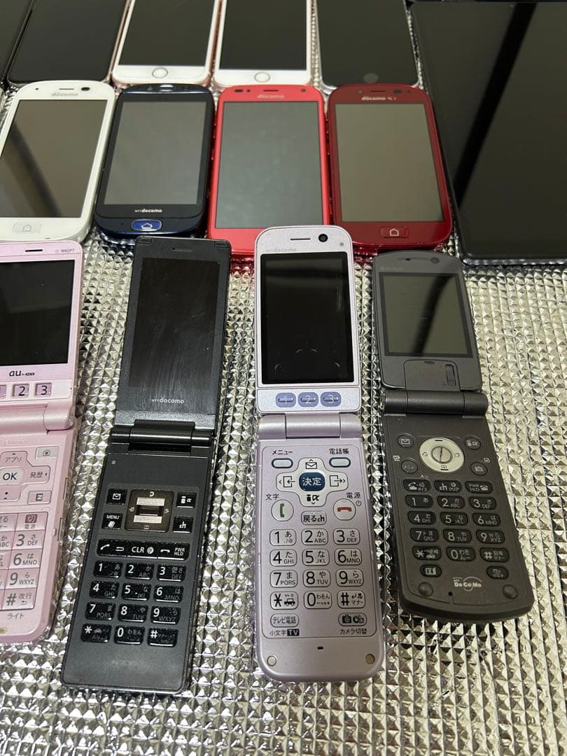 iPhone iPad 電話　ガラケー　スマホ本体　26台セット　ジャンク品