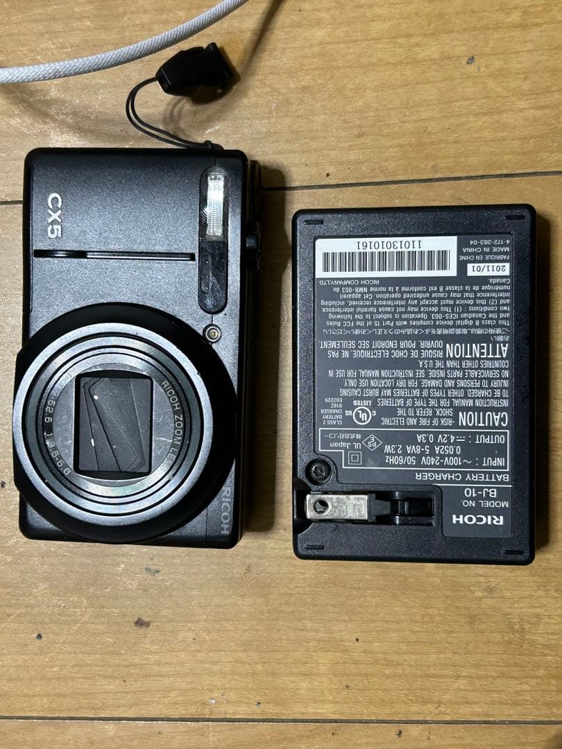 RICOH CX5 コンパクトデジタルカメラ