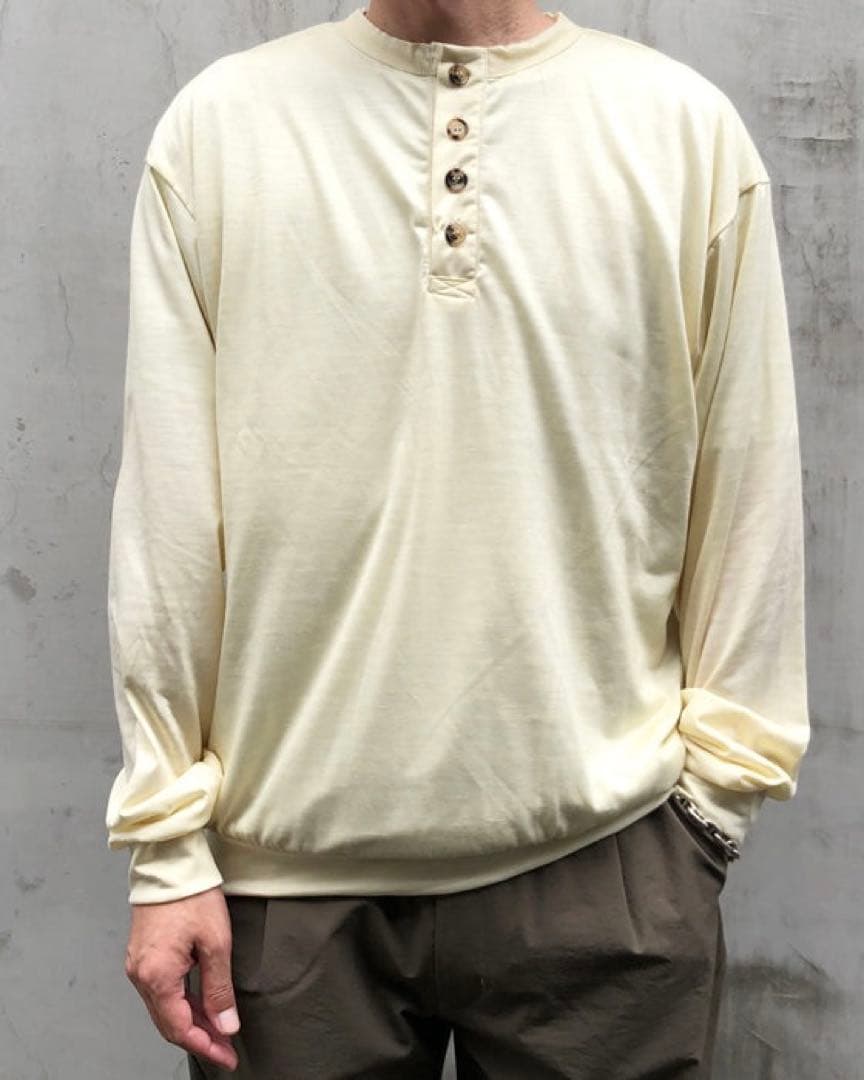 INTERIMインテリム メリノ ウール ヘンリーネックTシャツ 生成り