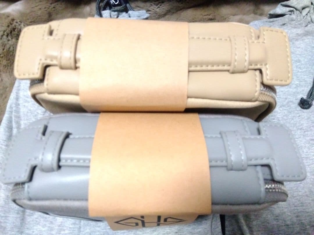 ANA ファーストクラス アメニティETTINGER トラベルポーチ、パジャマＬ