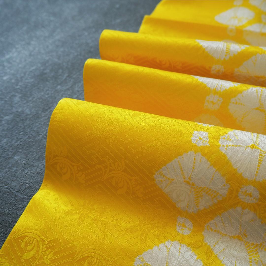 正絹 九寸名古屋帯♪ 能衣 菊唐草 絞り 地紋 紗綾形 華やかイエロー