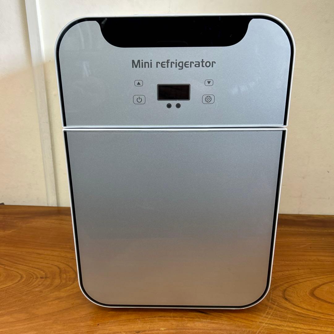 冷蔵庫 小型 20L ポータブル 冷温庫 LCD温度表示 ペルチェ式 保温 保冷