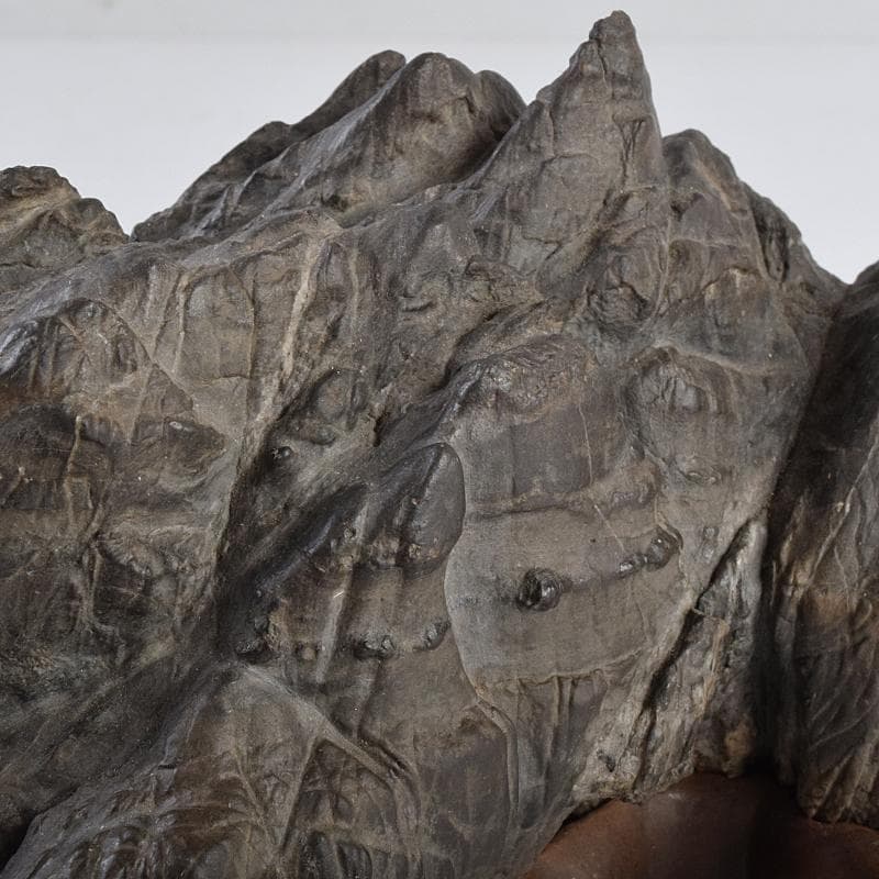 天然石　鑑賞石　太湖石　霊壁石　置物　約1579g　唐木台付　M　R8881