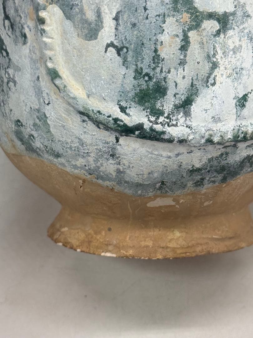 中国　緑釉壺　銀化　古陶器　送料込み250703