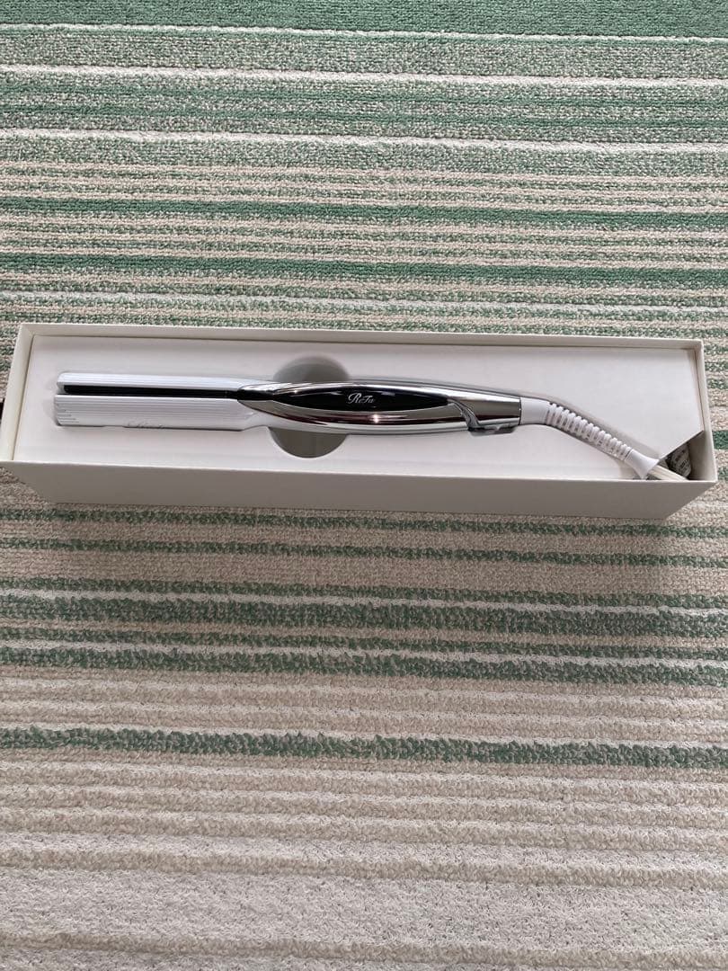 ReFa ビューティックストレートアイロン