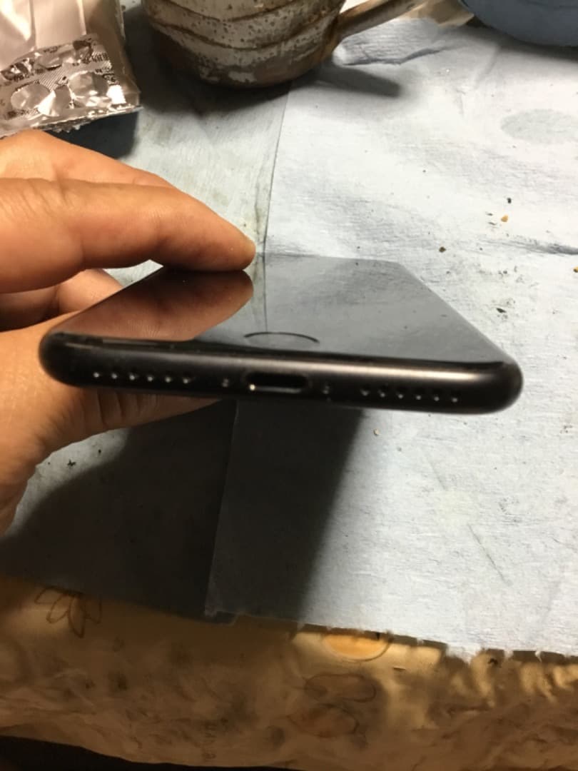 携帯電話本体 iPhone7