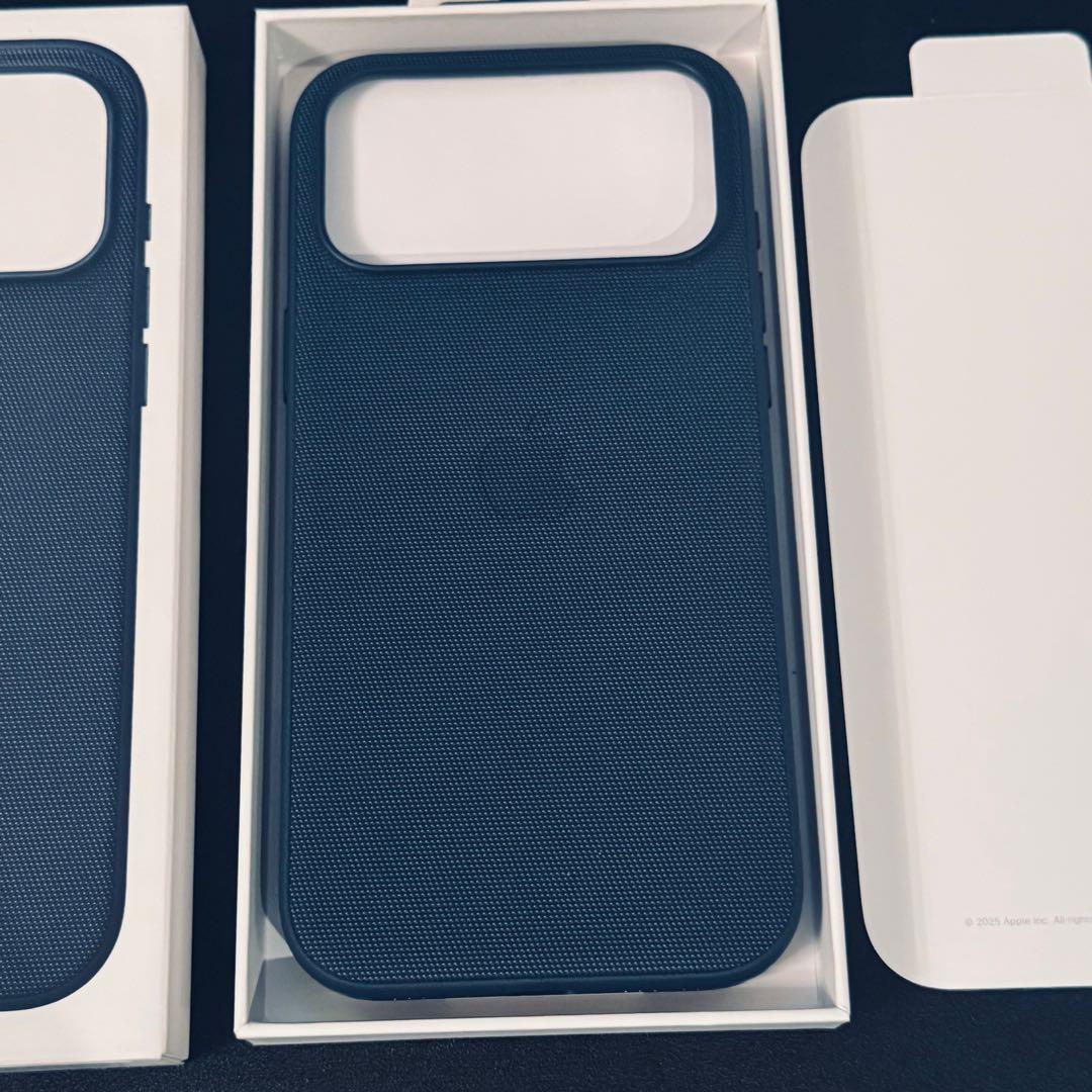 【ほぼ未使用】Apple iPhone17 Pro Max 純正ケース