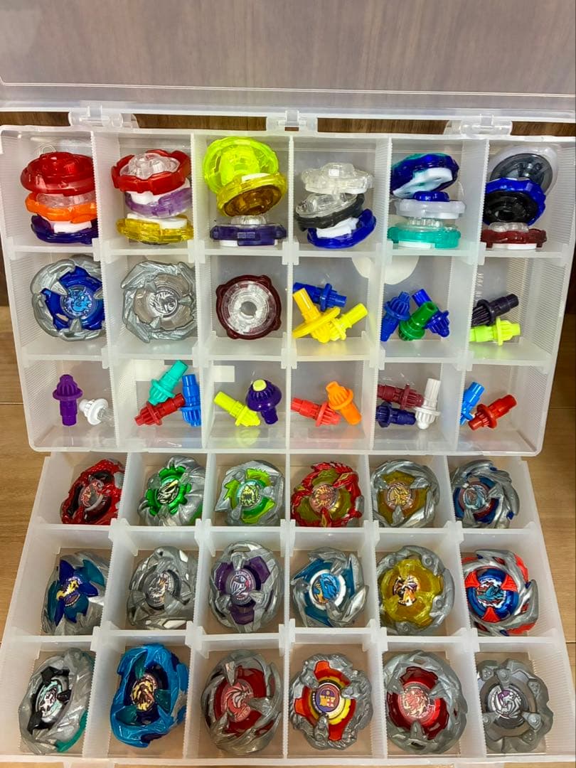 ベイブレードセット（スタジアム・収納ケース付き）