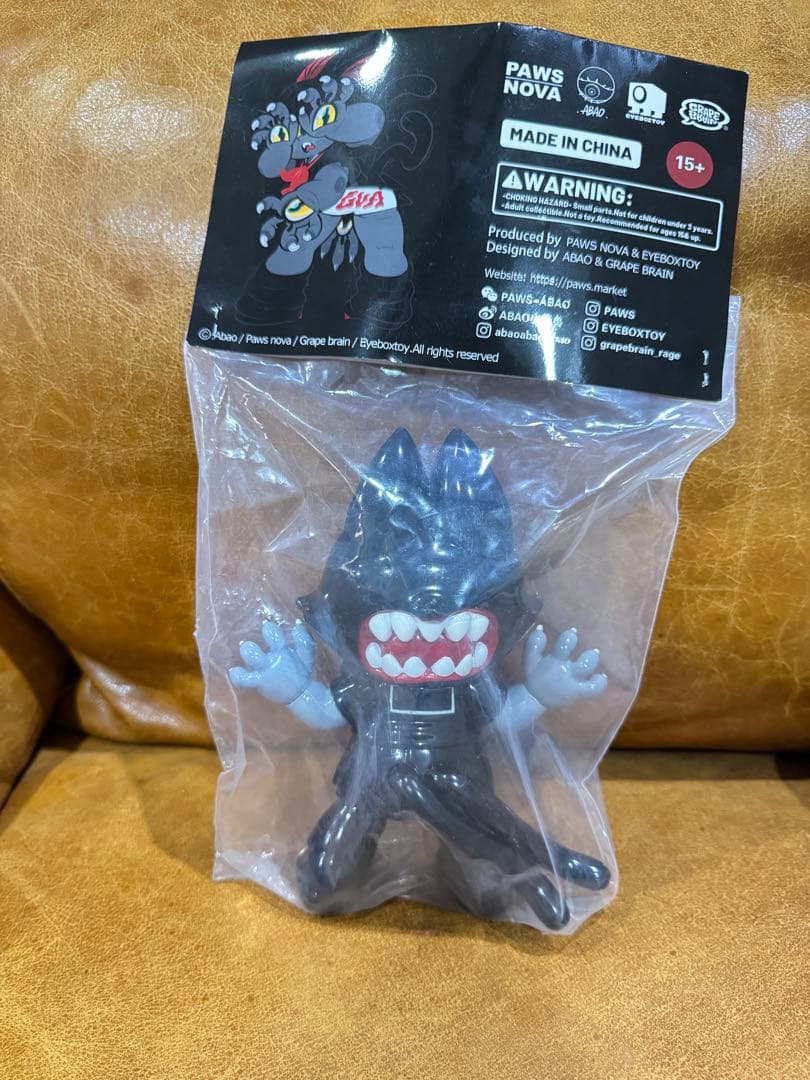 新品　モモちゃん Grape Brain Abao Momochan ソフビ