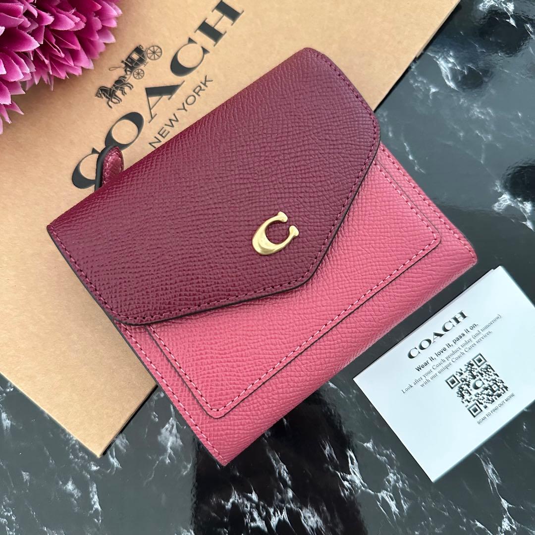♩新品 COACH コーチ 財布 折り財布 ワインレッド