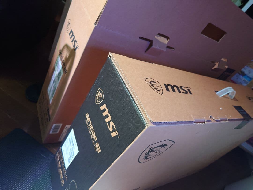 MSI 湾曲ゲーミングモニター G271CQP E2 27インチ WQHD VQ